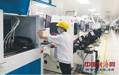 一線調(diào)查 外貿(mào)企業(yè)如何利用計算機系統(tǒng)服務(wù)應(yīng)對“訂單荒”